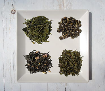 不同品牌的普洱生茶可以混放吗